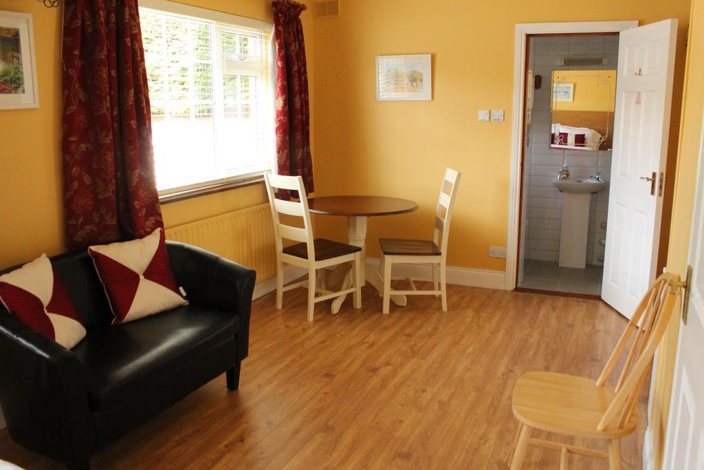 Seacourt Accommodation Tramore - Adult Only Room photo